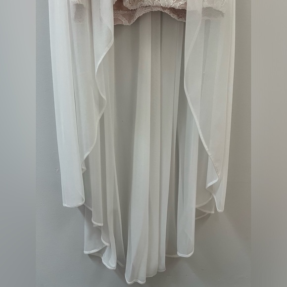 David’s Bridal | Bridal / Event Dress - Picture 4 of 9